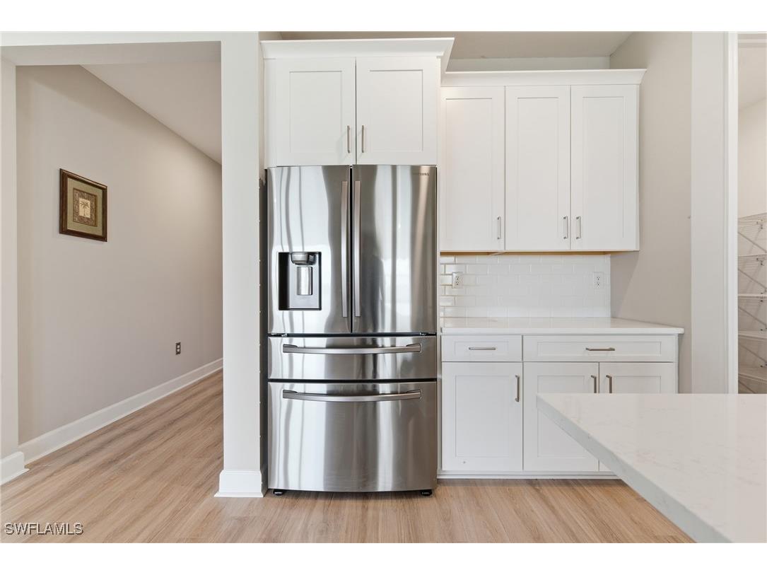 2055 Grove Drive Naples FL 34120 225075195 image11