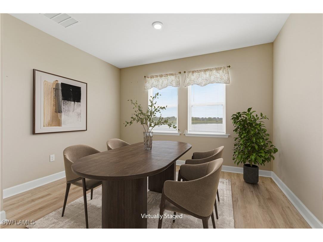 2055 Grove Drive Naples FL 34120 225075195 image16