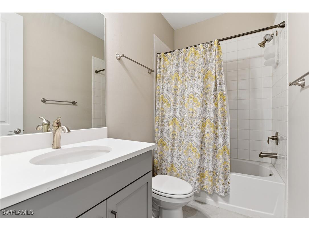 2055 Grove Drive Naples FL 34120 225075195 image30