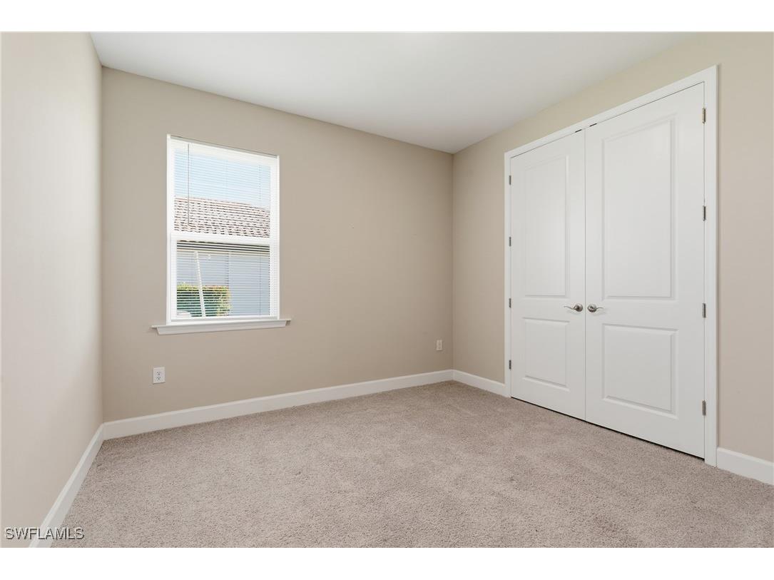 2055 Grove Drive Naples FL 34120 225075195 image31