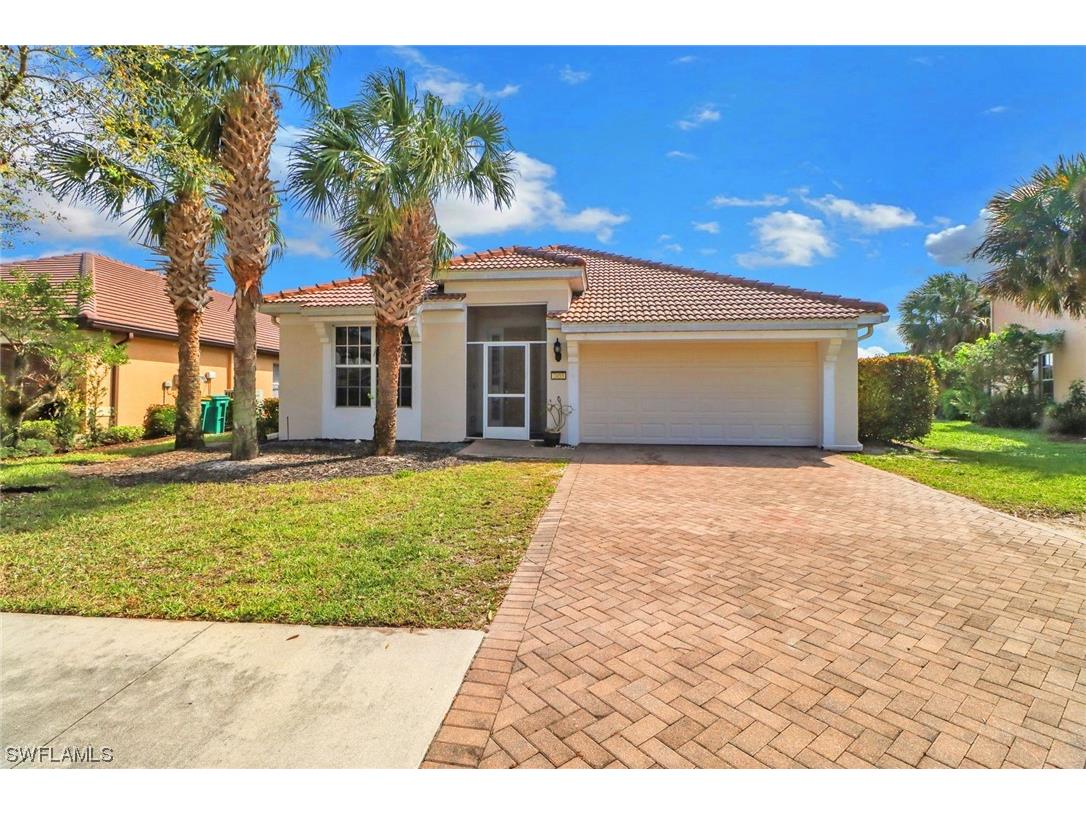 2055 Sagebrush Circle Naples FL 34120 223062494 image1