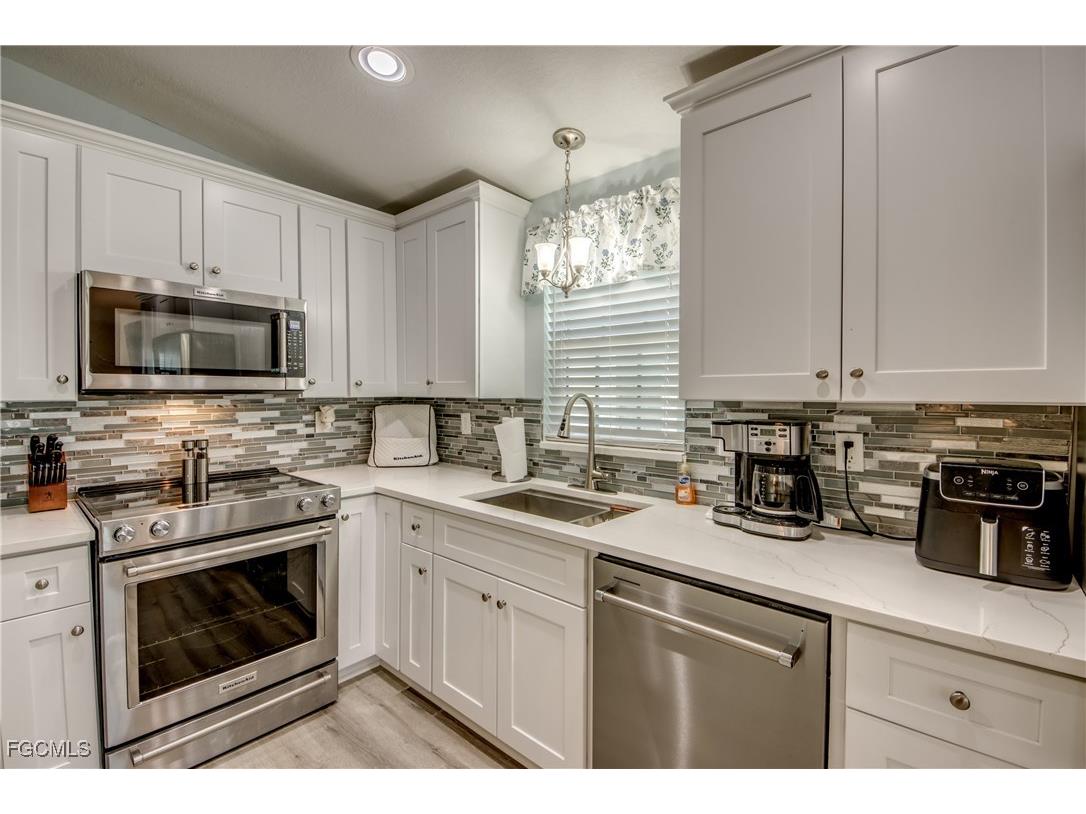 20550 Port Drive Estero FL 33928 2025016075 image24