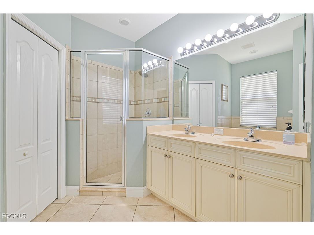 20553 Ardore Lane Estero FL 33928 2025019640 image19