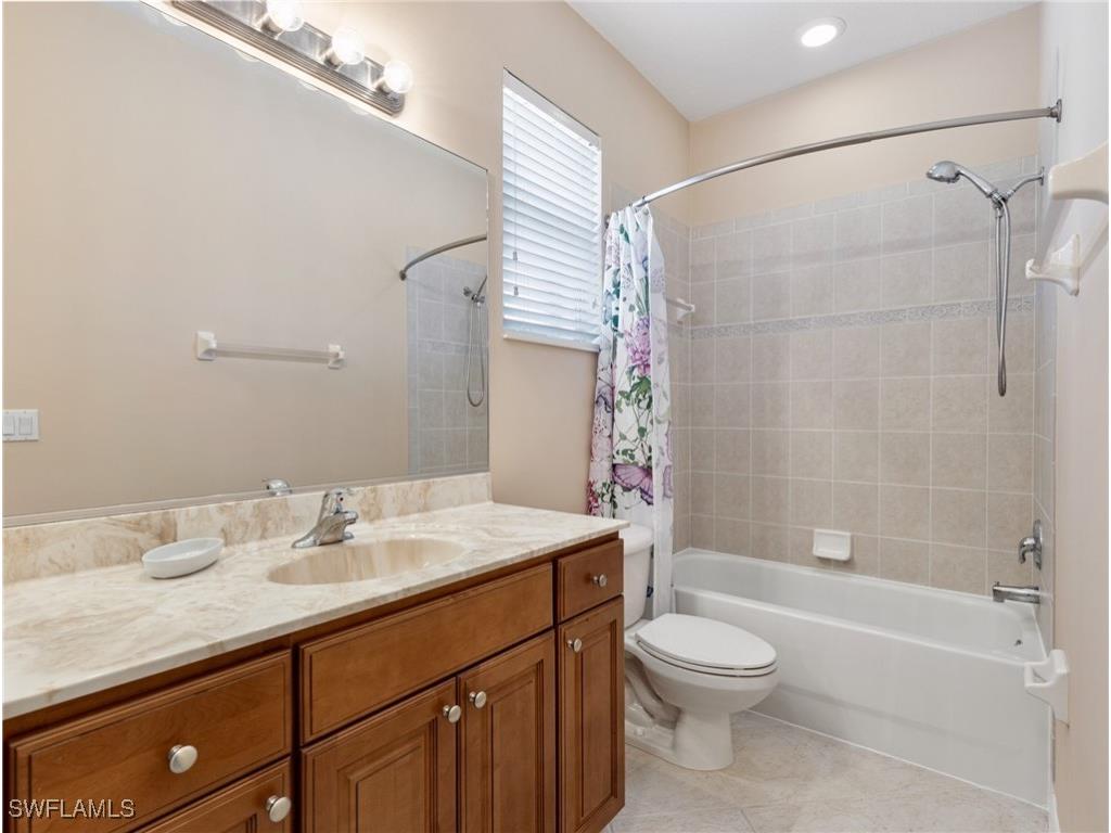 20555 Larino Loop Estero FL 33928 225074249 image37