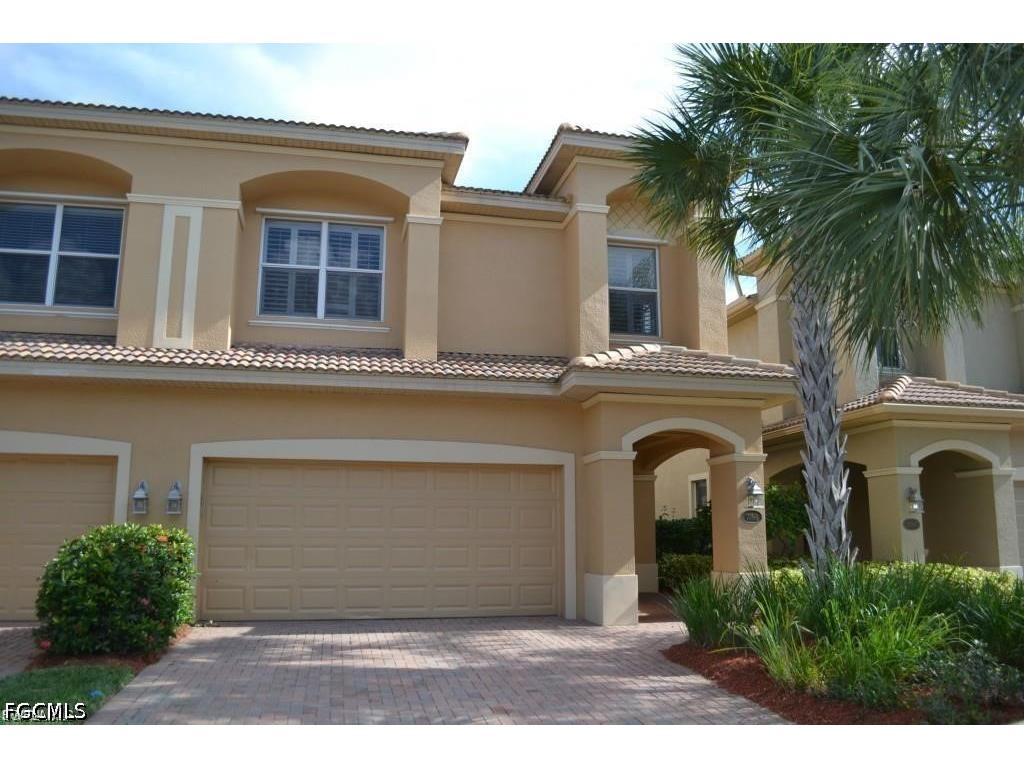 20561 Larino Loop Estero FL 33928 2026019436 image1