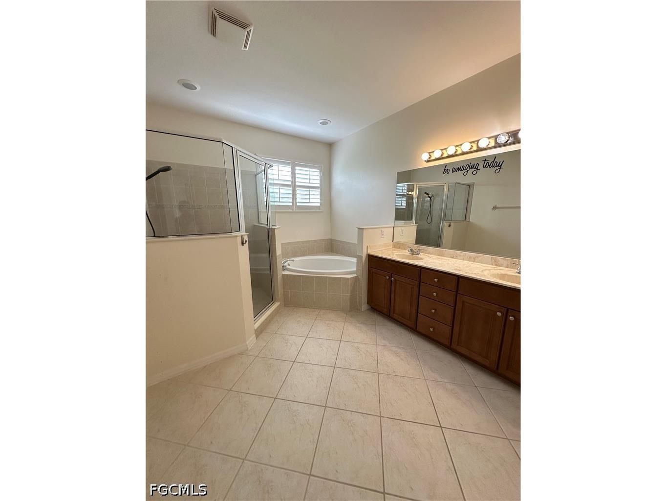 20561 Larino Loop Estero FL 33928 2026019436 image27
