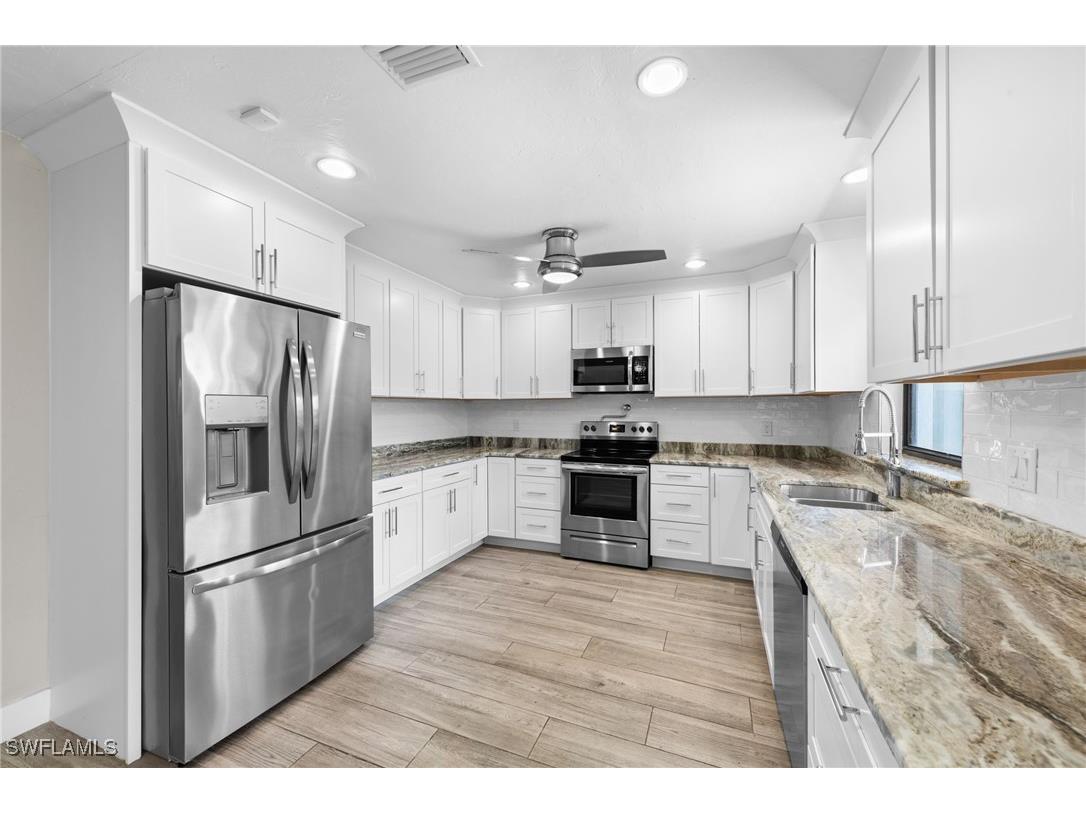 20561 Porthole Court Estero FL 33928 225066498 image11