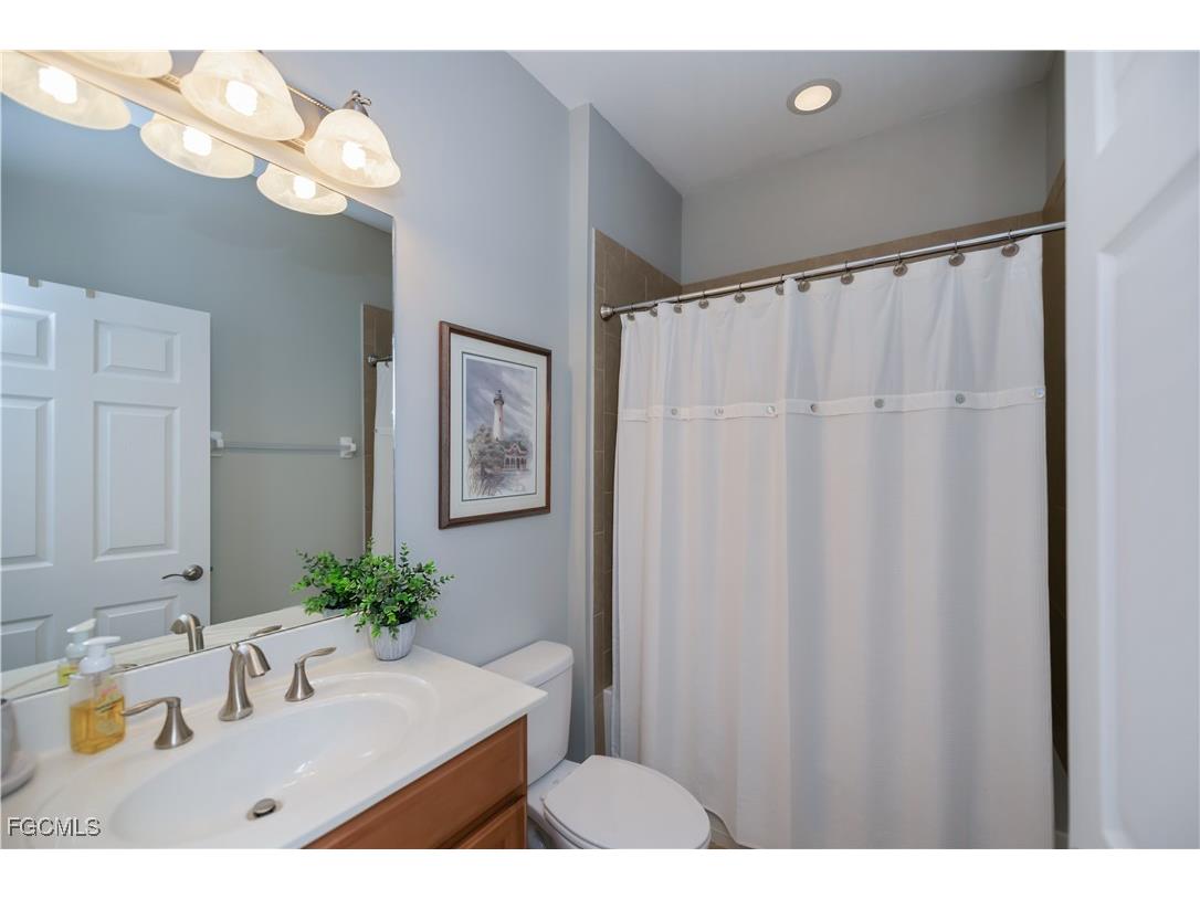 20569 Chestnut Ridge Drive North Fort Myers FL 33917 2025022486 image18