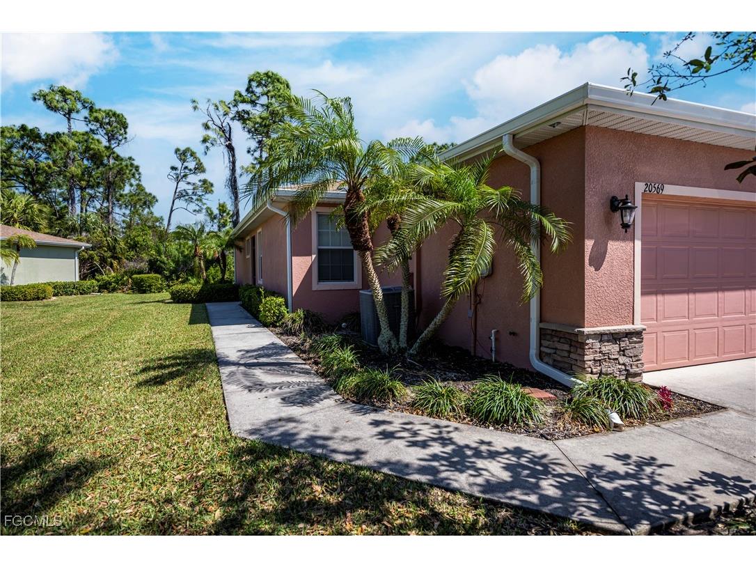 20569 Chestnut Ridge Drive North Fort Myers FL 33917 2025022486 image4