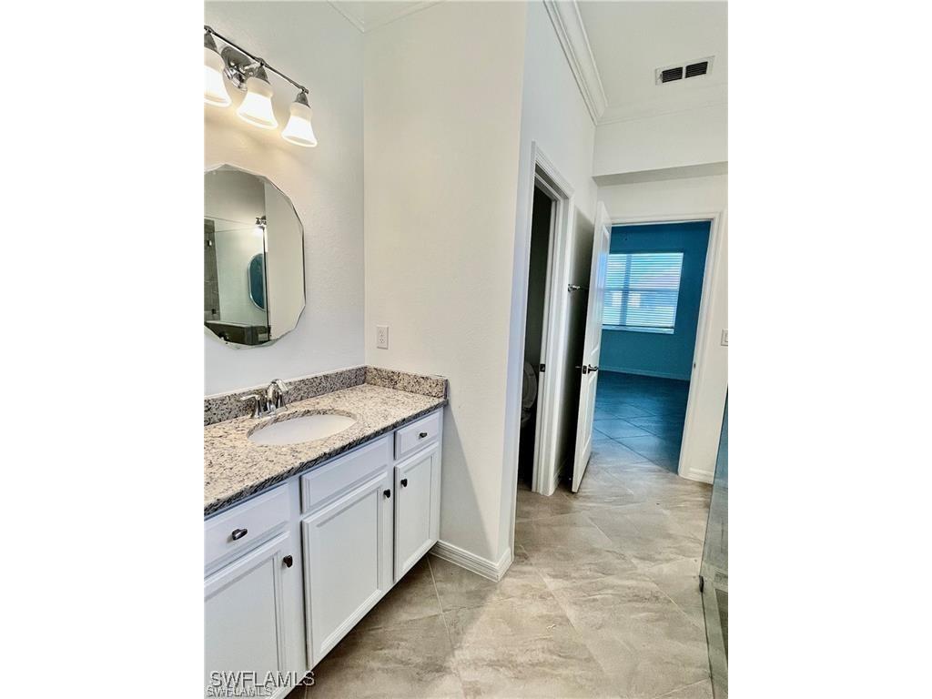 2057 Tamarron Lane Naples FL 34120 225084909 image8