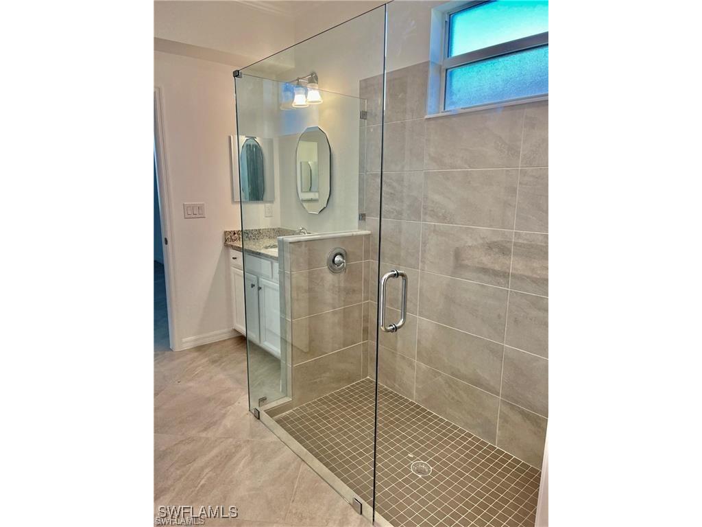 2057 Tamarron Lane Naples FL 34120 225084909 image9