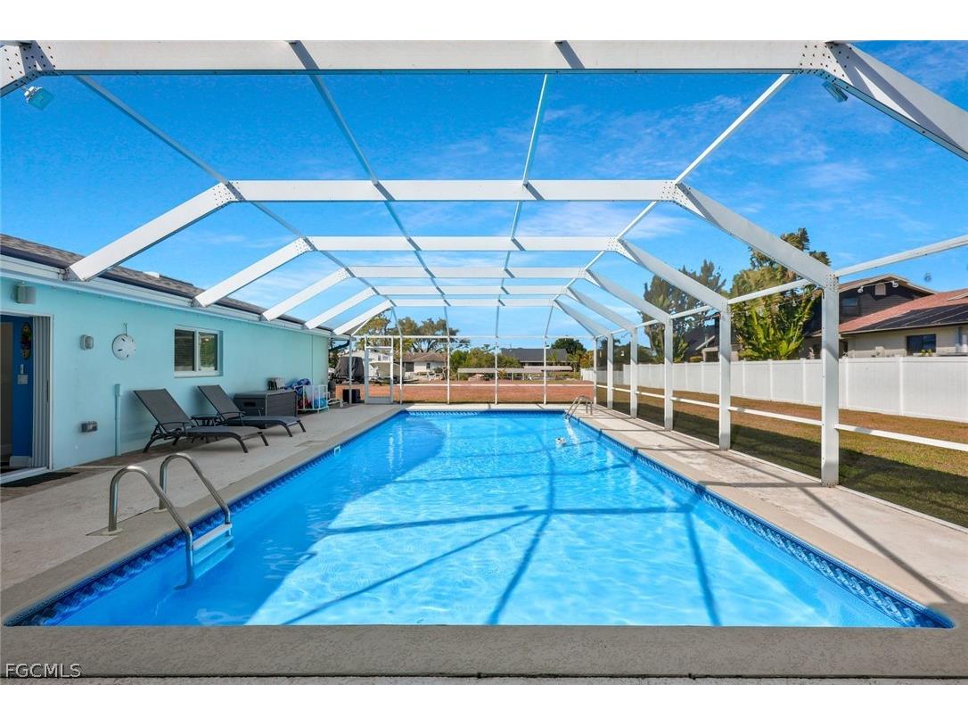 20580 Park Place Estero FL 33928 2026007060 image3