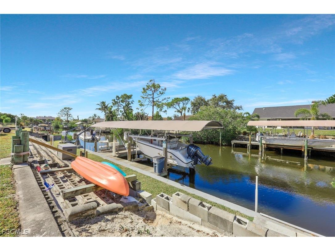 20580 Park Place Estero FL 33928 2026007060 image5