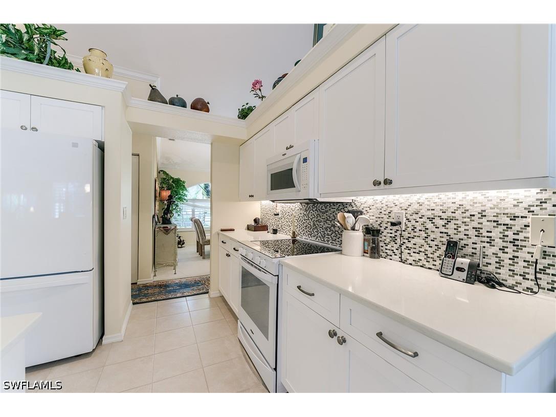 2059 Imperial Circle Naples FL 34110 226024807 image14