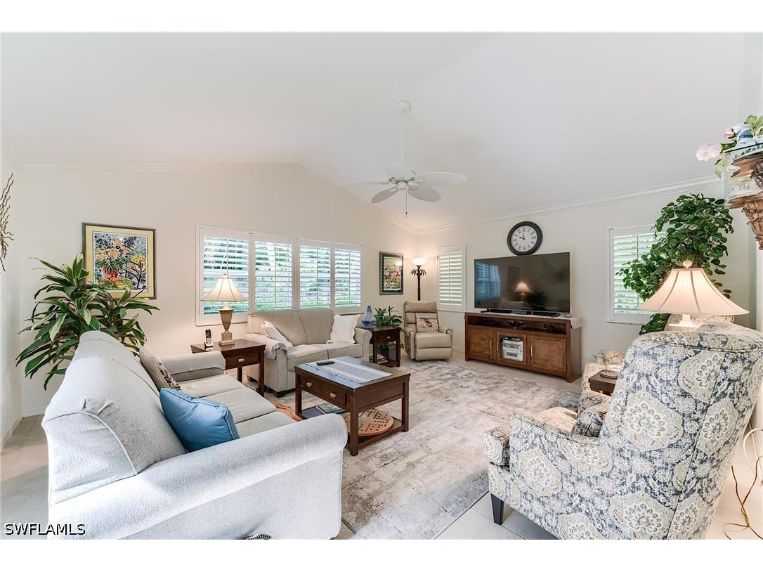2059 Imperial Circle Naples FL 34110 226024807 image17