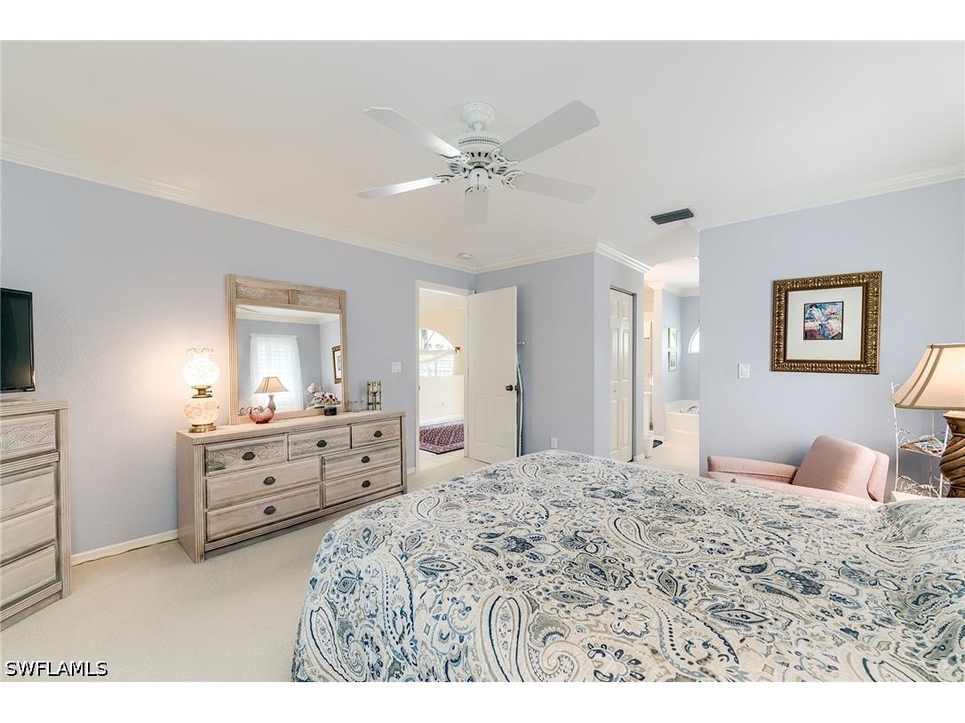 2059 Imperial Circle Naples FL 34110 226024807 image23
