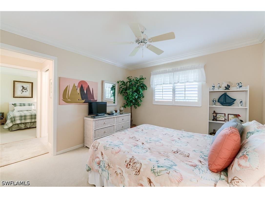 2059 Imperial Circle Naples FL 34110 226024807 image27
