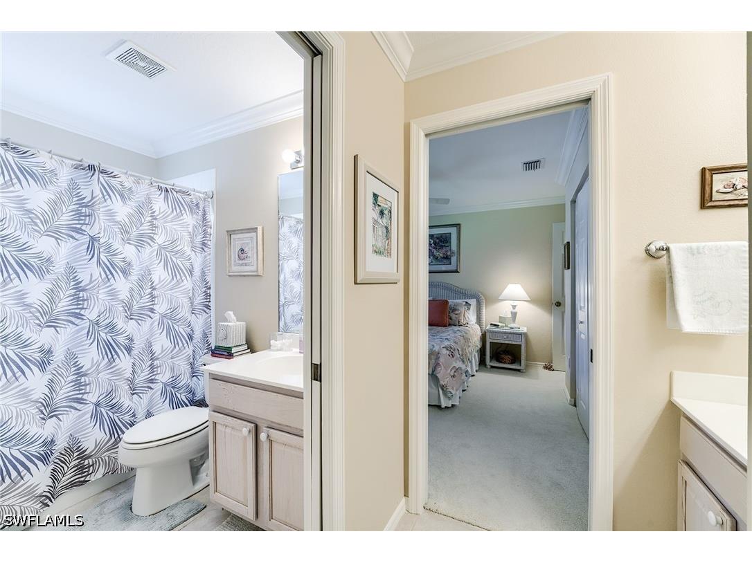 2059 Imperial Circle Naples FL 34110 226024807 image31