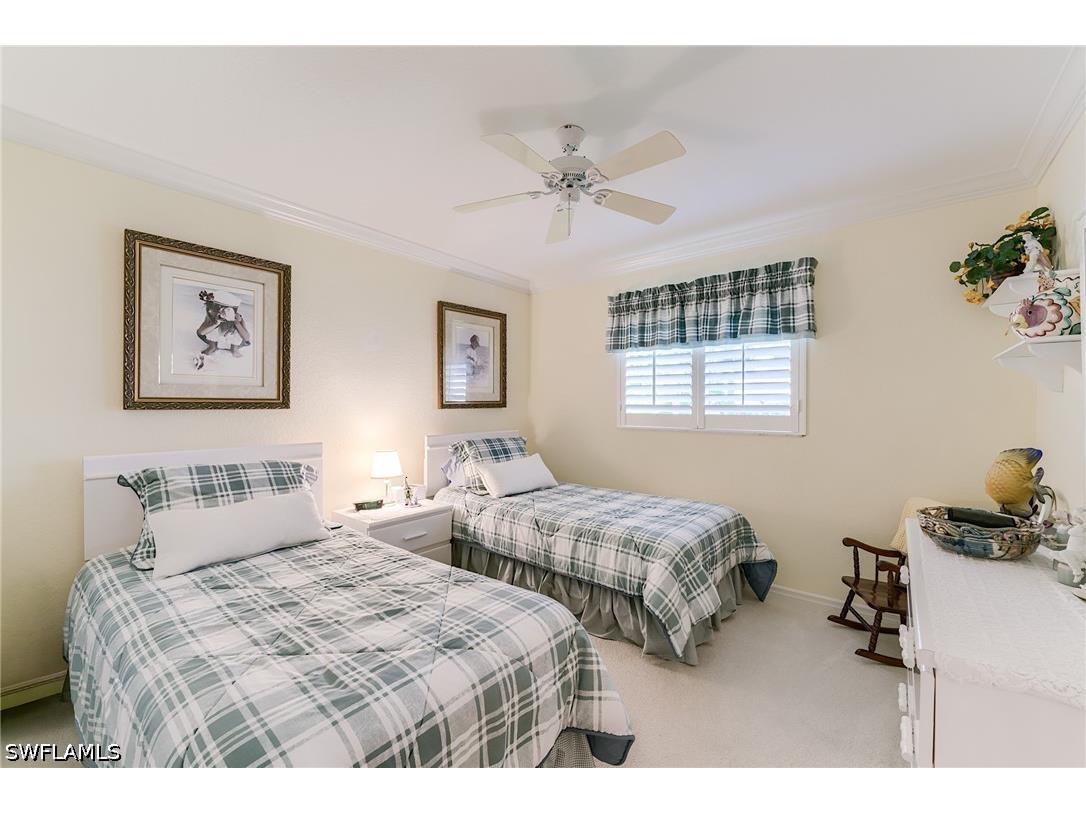 2059 Imperial Circle Naples FL 34110 226024807 image32