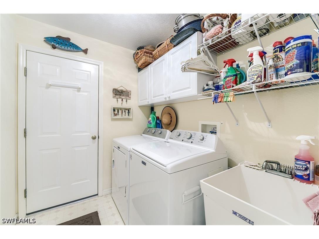 2059 Imperial Circle Naples FL 34110 226024807 image36
