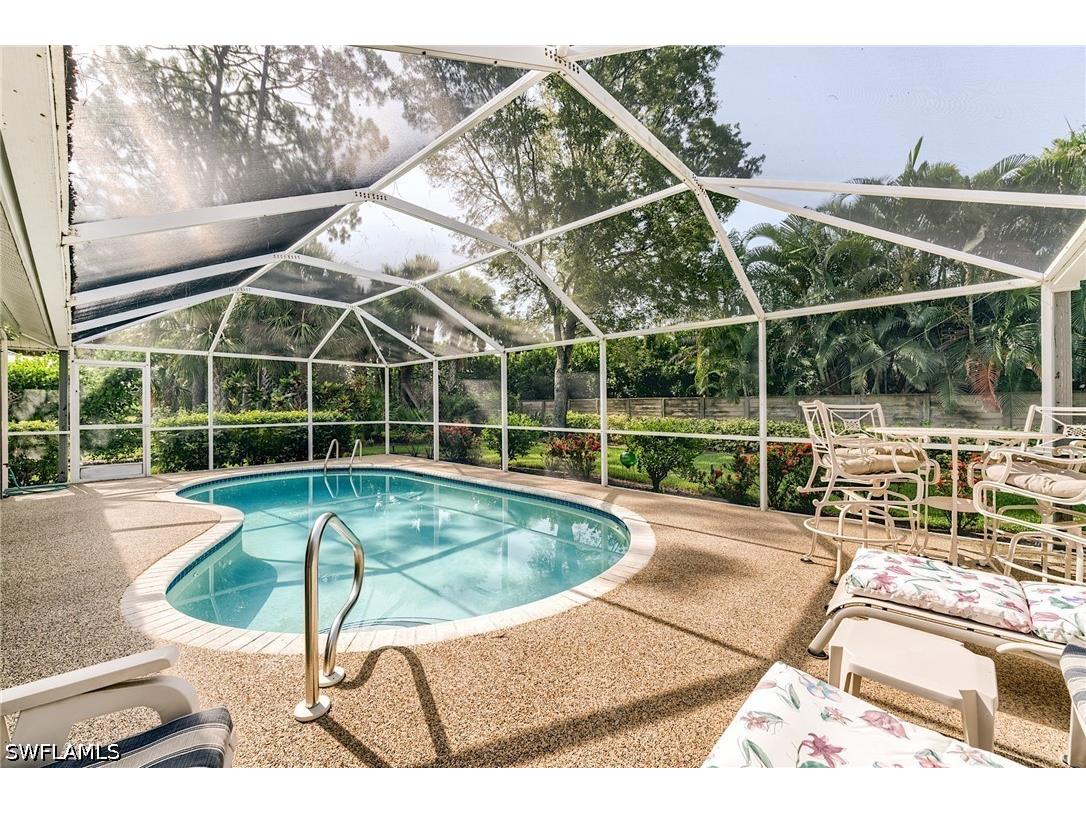 2059 Imperial Circle Naples FL 34110 226024807 image40