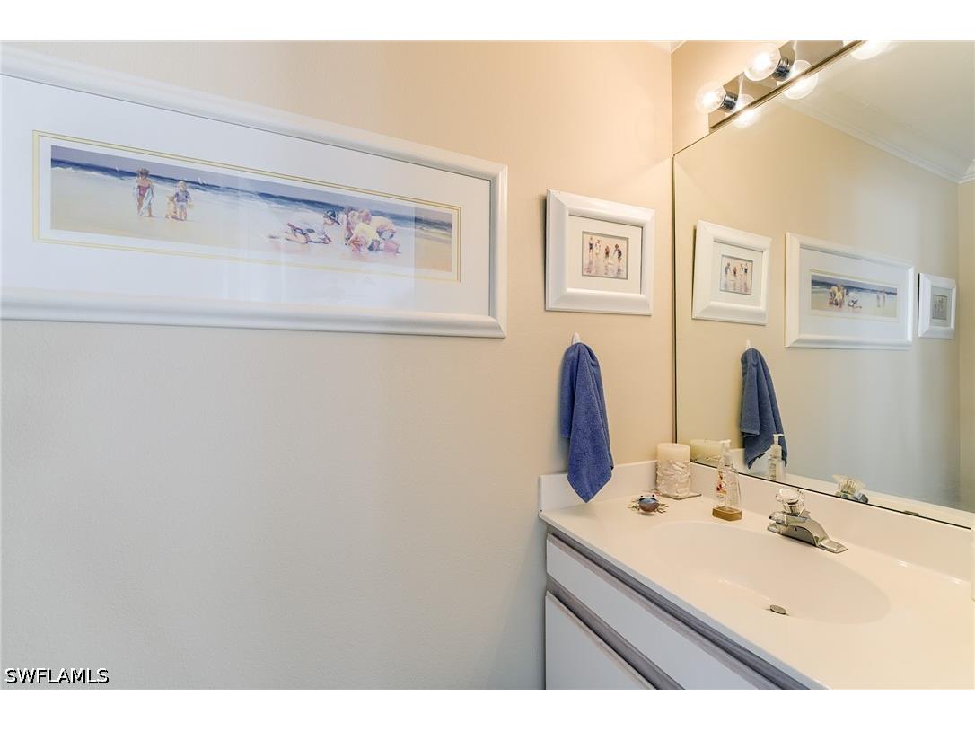 2059 Imperial Circle Naples FL 34110 226024807 image44