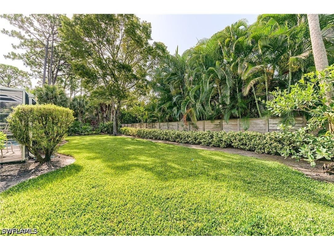 2059 Imperial Circle Naples FL 34110 226024807 image47