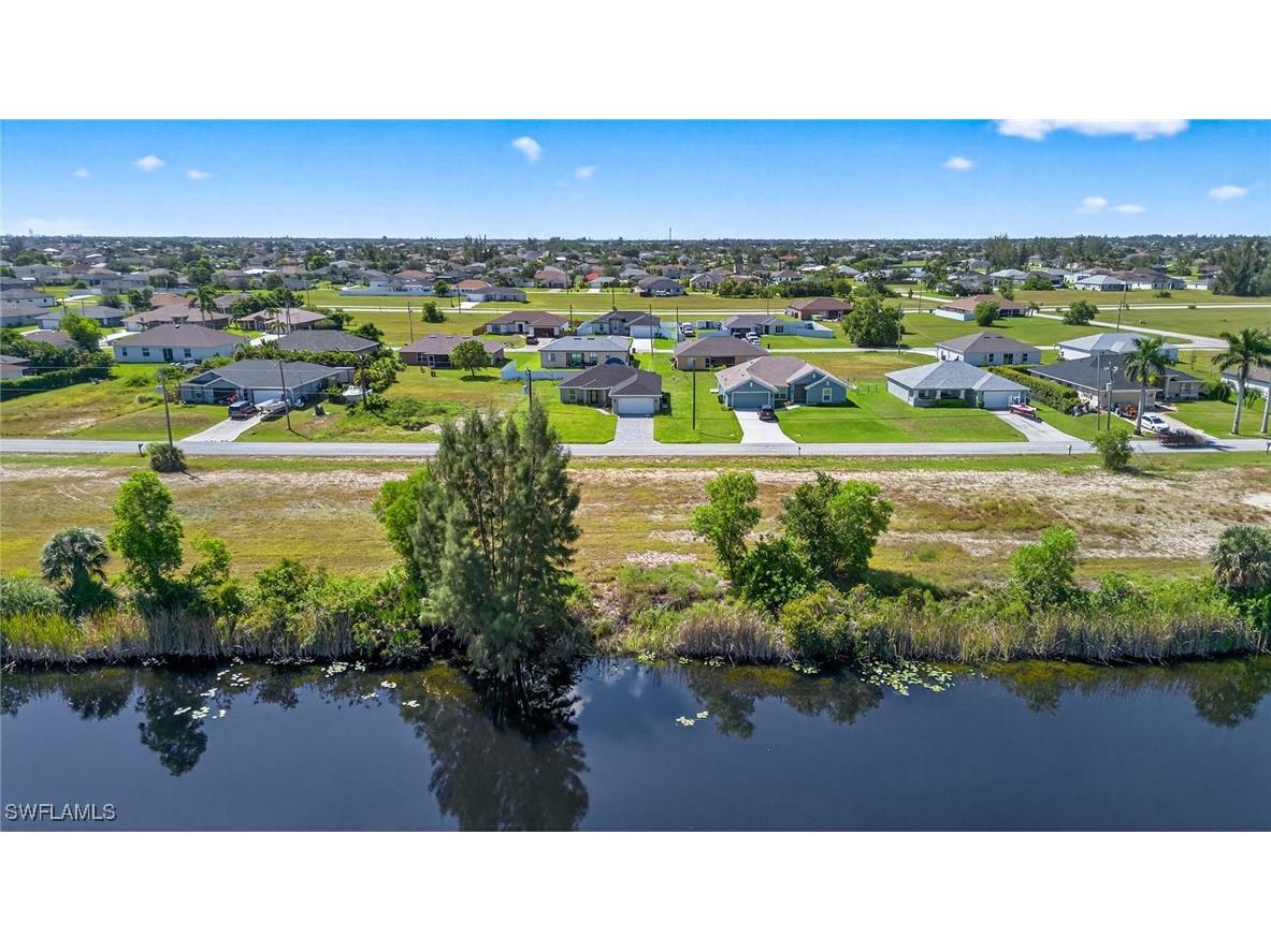 2059 NW 17th Street Cape Coral FL 33993 225068015 image10