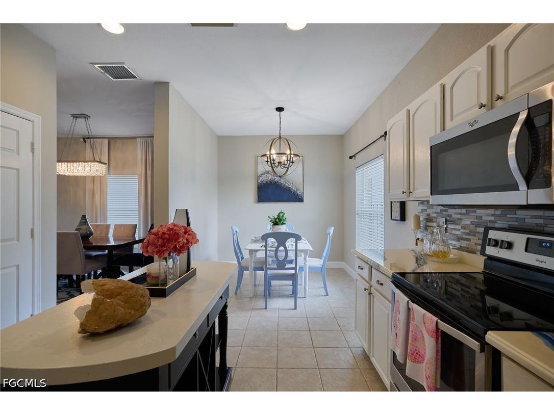2059 Willow Branch Drive Cape Coral FL 33991 2026028668 image10