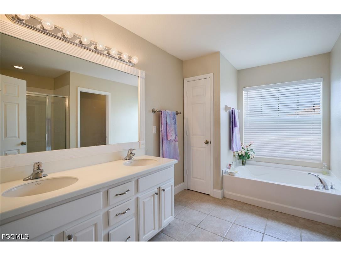 2059 Willow Branch Drive Cape Coral FL 33991 2026028668 image12