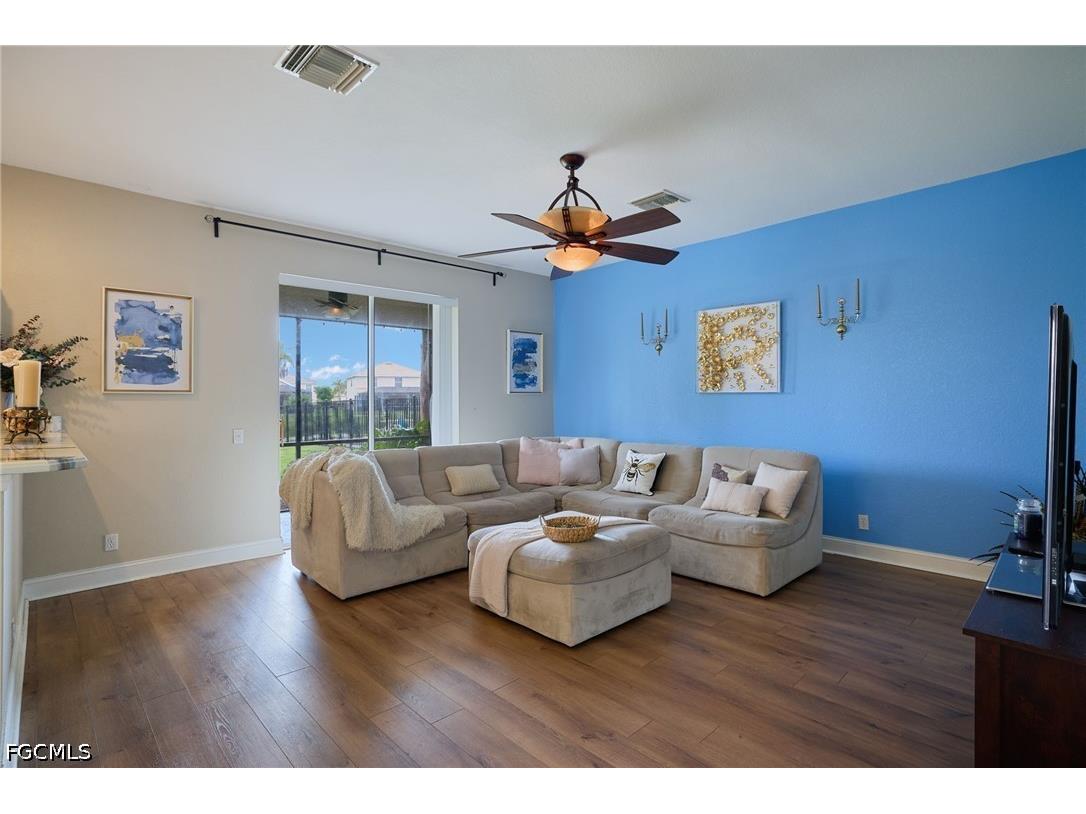 2059 Willow Branch Drive Cape Coral FL 33991 2026028668 image3