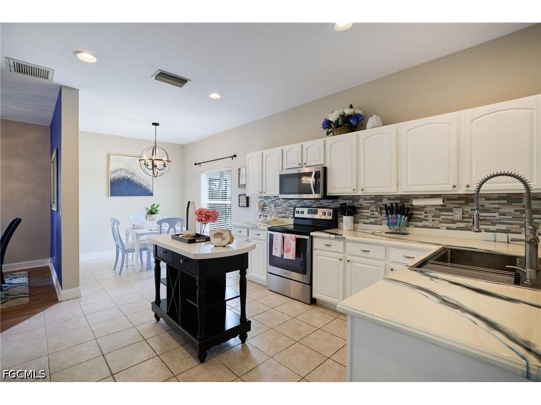 2059 Willow Branch Drive Cape Coral FL 33991 2026028668 image7