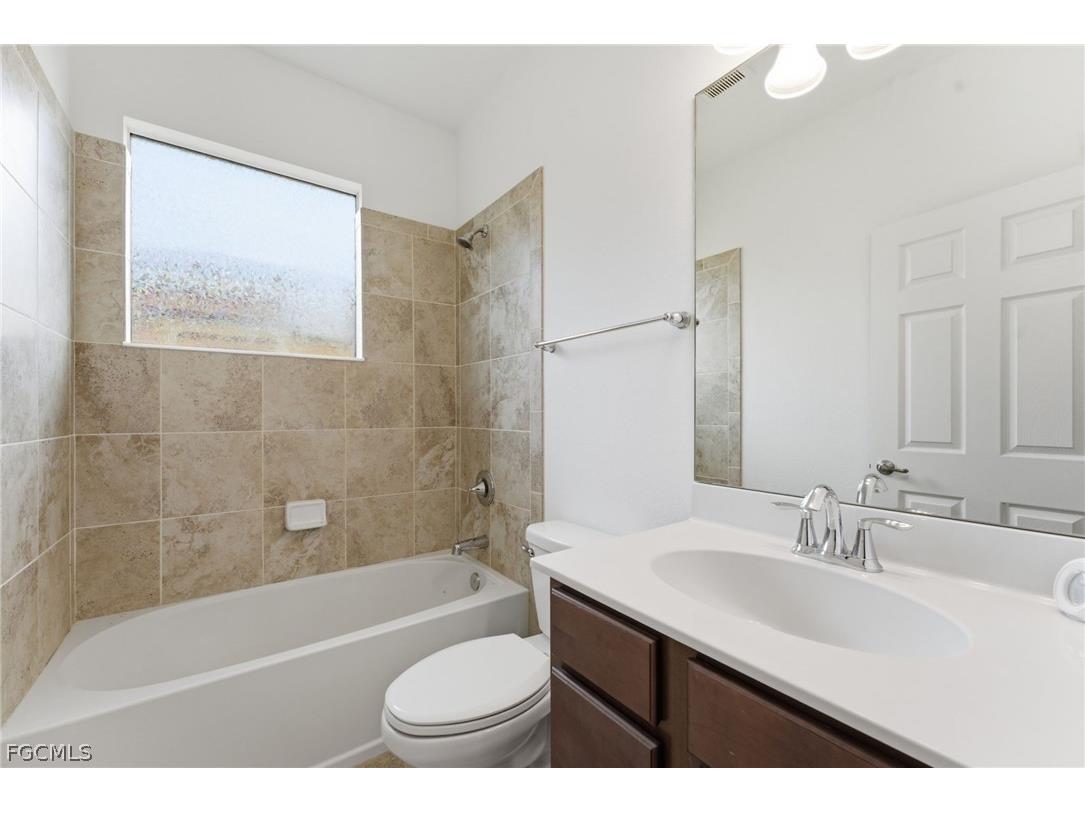 20590 W Golden Elm Drive #5 Estero FL 33928 2026010991 image22