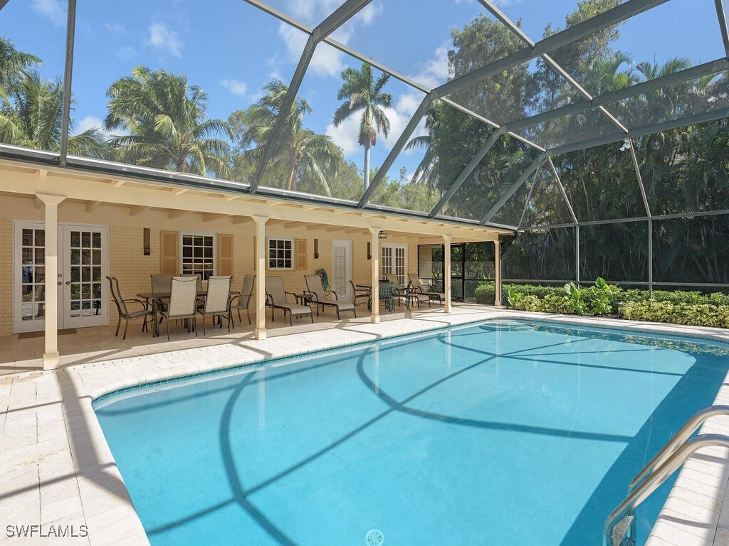 206 1st Avenue N Naples FL 34102 225075499 image19