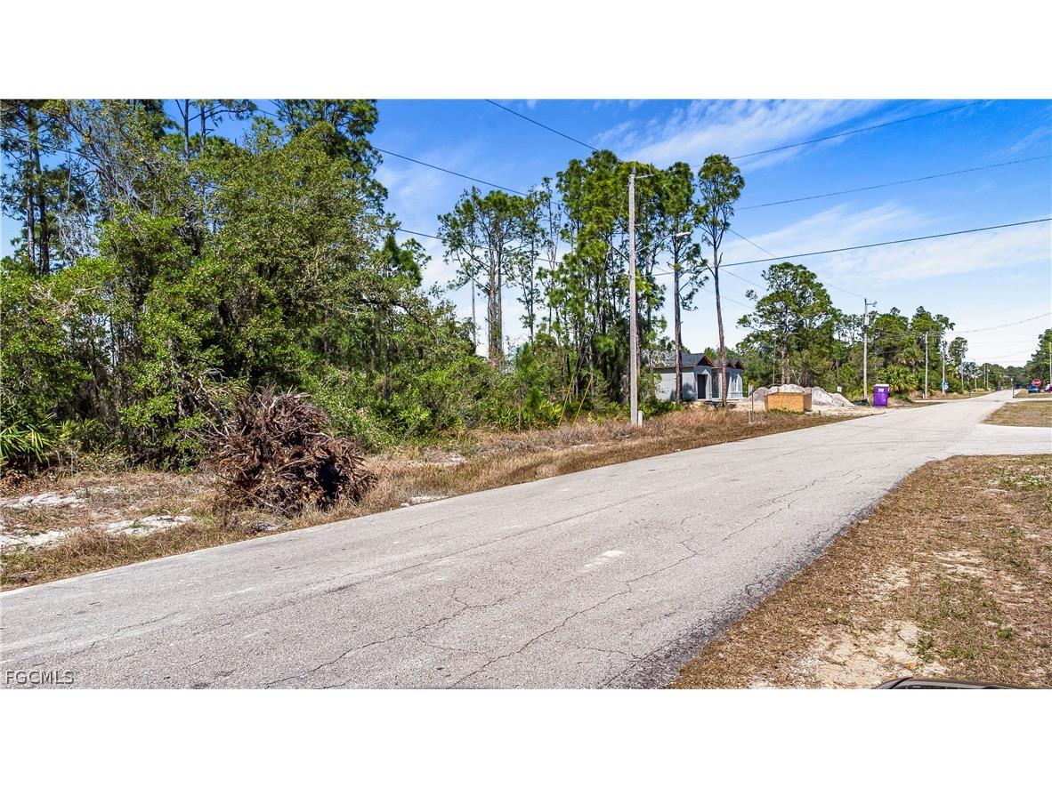 206 Aurora Avenue S Lehigh Acres FL 33974 2026013445 image2