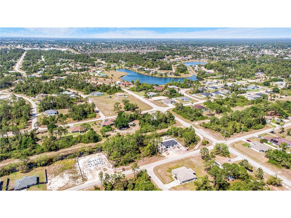 206 Aurora Avenue S Lehigh Acres FL 33974 2026013445 image4