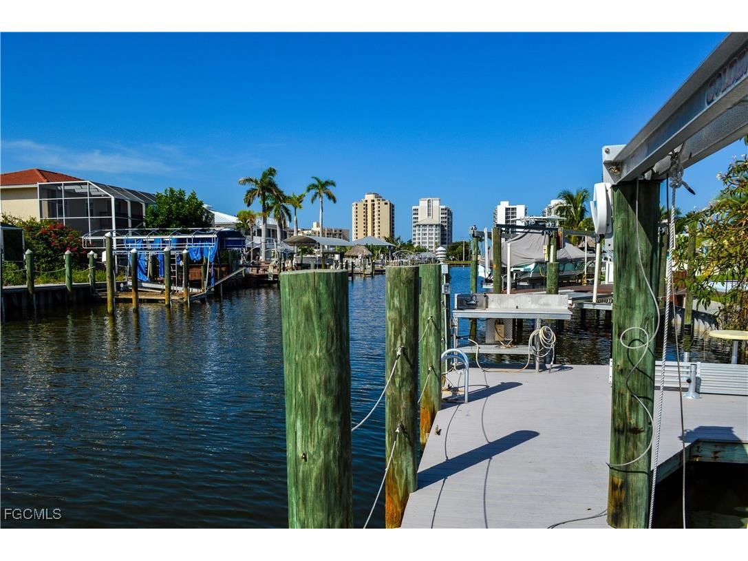 206 Ibis Street Fort Myers Beach FL 33931 2026003027 image13