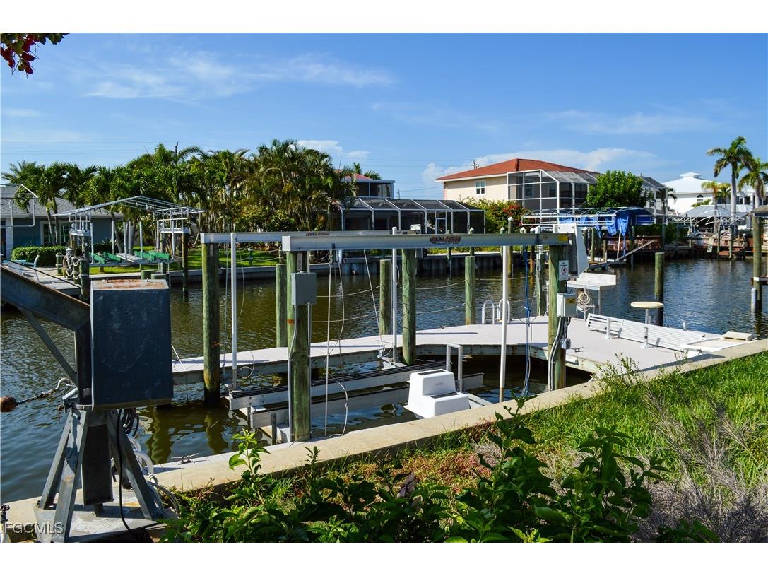 206 Ibis Street Fort Myers Beach FL 33931 2026003027 image19