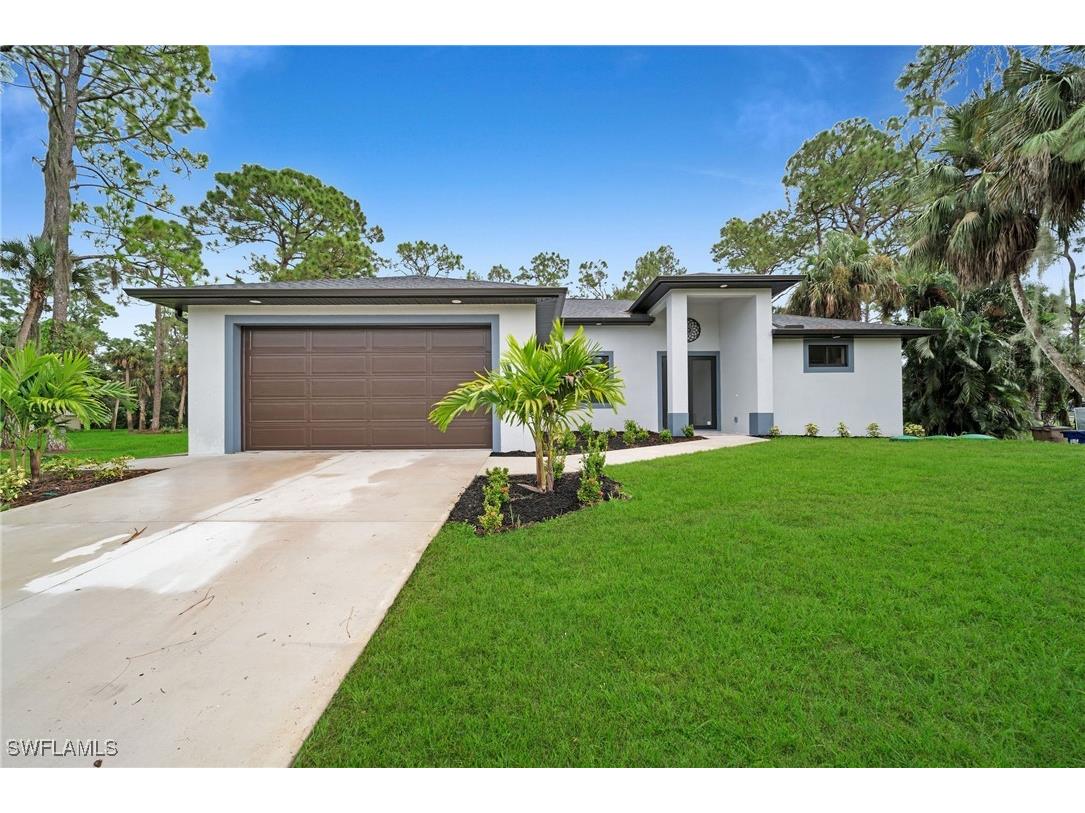 206 Lake Avenue Lehigh Acres FL 33936 224075524 image1