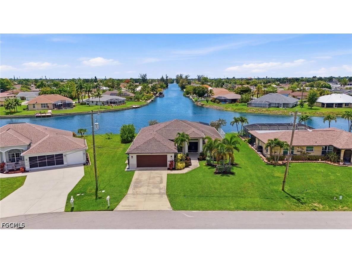 206 NE 21st Avenue Cape Coral FL 33909 2026025377 image1