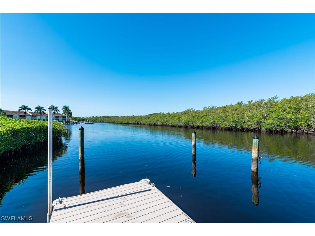 206 Newport Drive #802 Naples FL 34114 223033257 image1