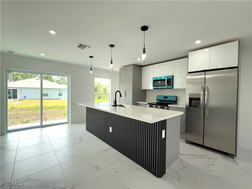 206 Pembroke Street E Lehigh Acres FL 33974 2026000380 image2