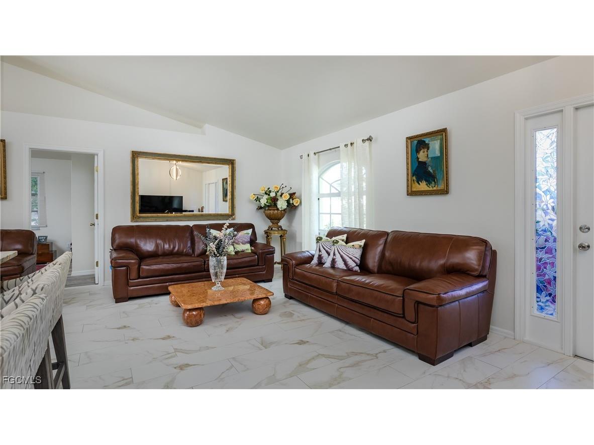 206 SE 28th Terrace Cape Coral FL 33904 2025023841 image14