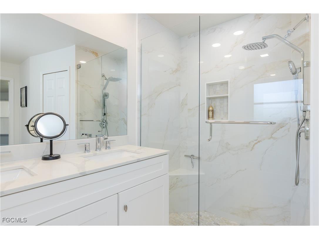 206 SE 28th Terrace Cape Coral FL 33904 2025023841 image19