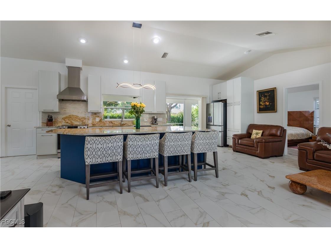 206 SE 28th Terrace Cape Coral FL 33904 2025023841 image2