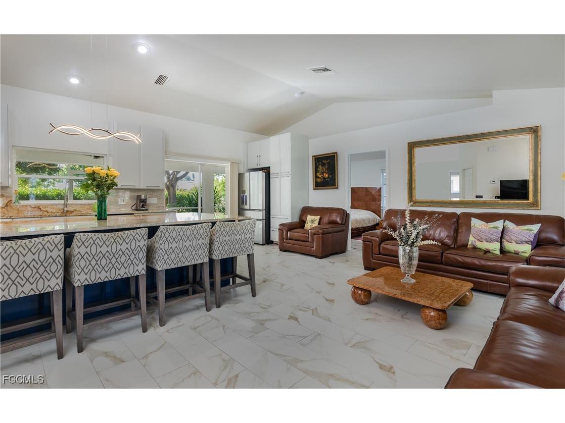 206 SE 28th Terrace Cape Coral FL 33904 2025023841 image7