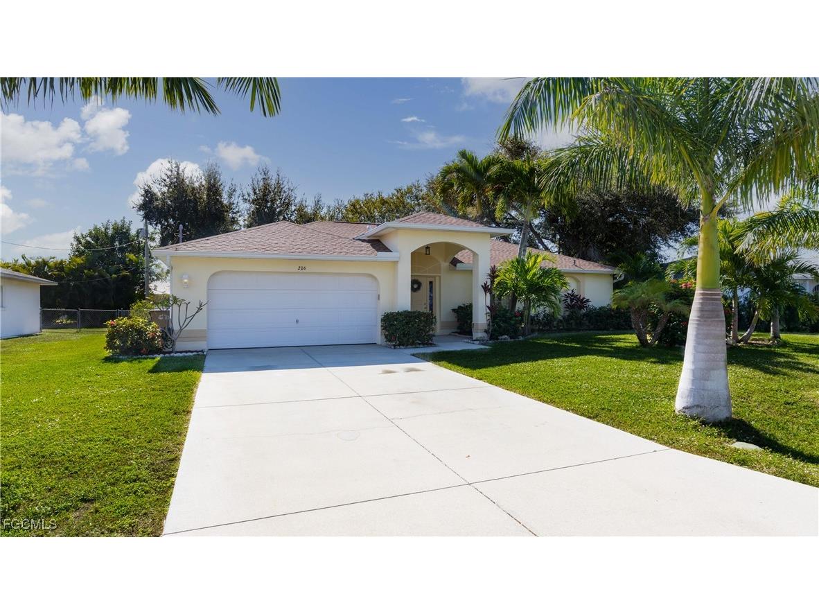 206 SE 28th Terrace Cape Coral FL 33904 2025023841 image8