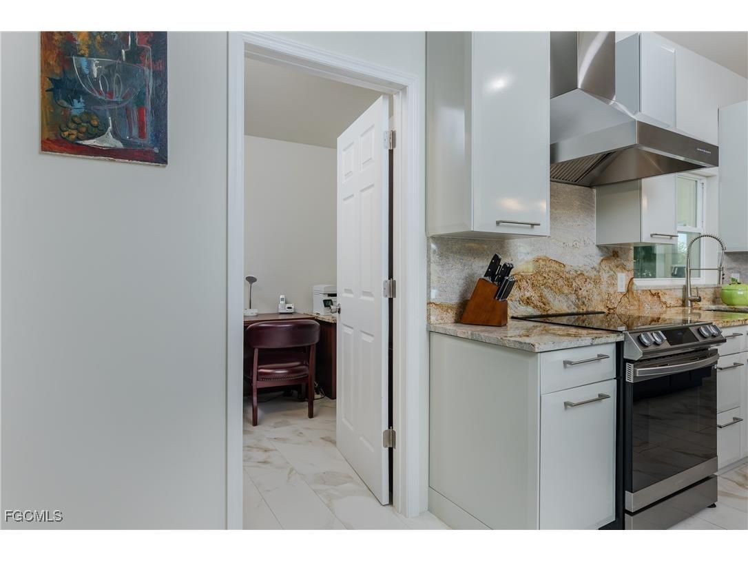 206 SE 28th Terrace Cape Coral FL 33904 2025023841 image9