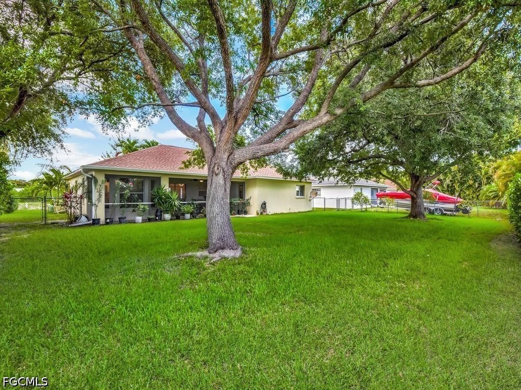 206 SE 28th Terrace Cape Coral FL 33904 2026025835 image25