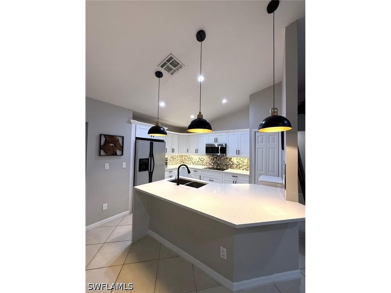 2060 22nd Avenue NE Naples FL 34120 226013834 image2